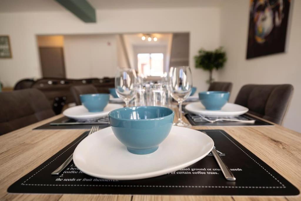 Le Convivial F - Tout Equipe - Centre-Ville Gare Montluçon Eksteriør billede